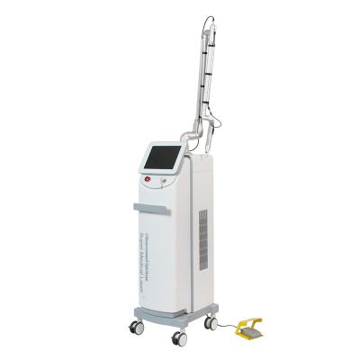 Quadruple Pulse 755nm 1064nm 532nm 1024nm Laser Tattoo Removal Picosecond Laser Machine PL-682